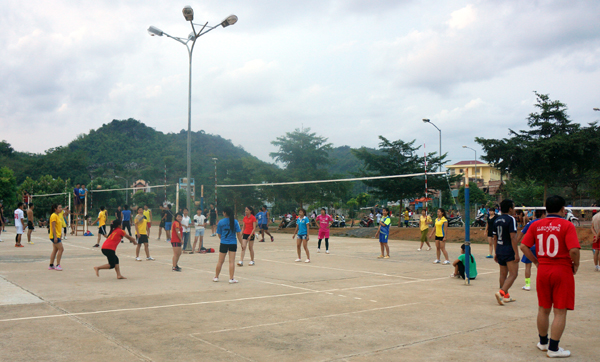 Nghiên cứu giải pháp phát triển thể thao ngoại khóa cho sinh viên trường Đại học Tây Bắc góp phần nâng cao chất lượng công tác dạy và học